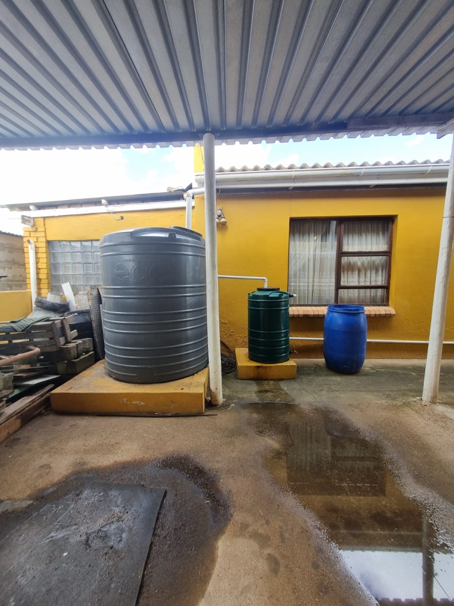 4 Bedroom Property for Sale in Kwa Nobuhle Eastern Cape